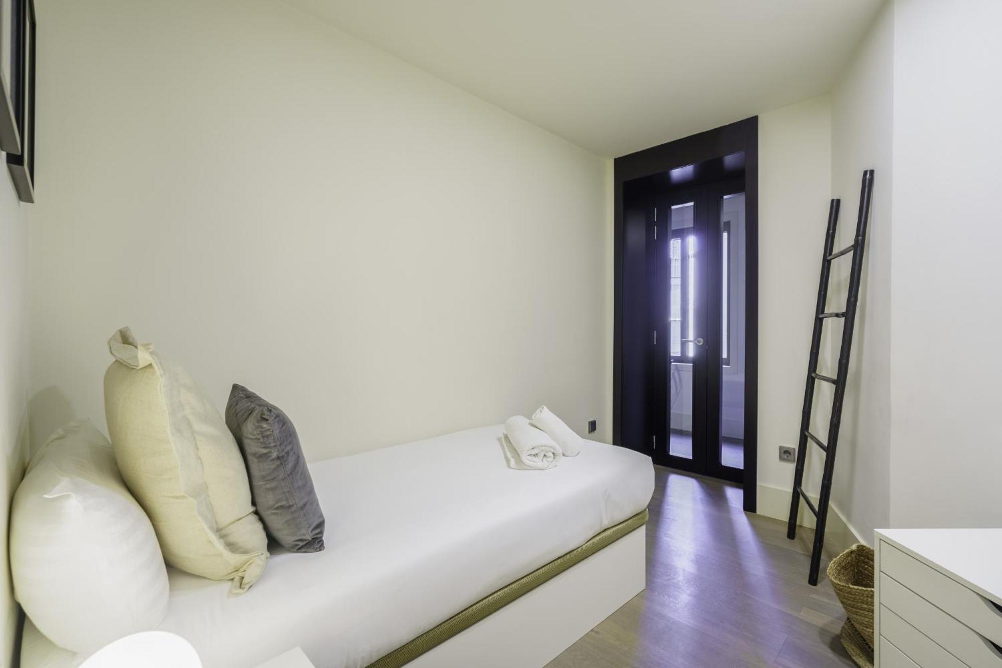 Ola Living Paseo De Gracia Apartment Барселона Екстериор снимка